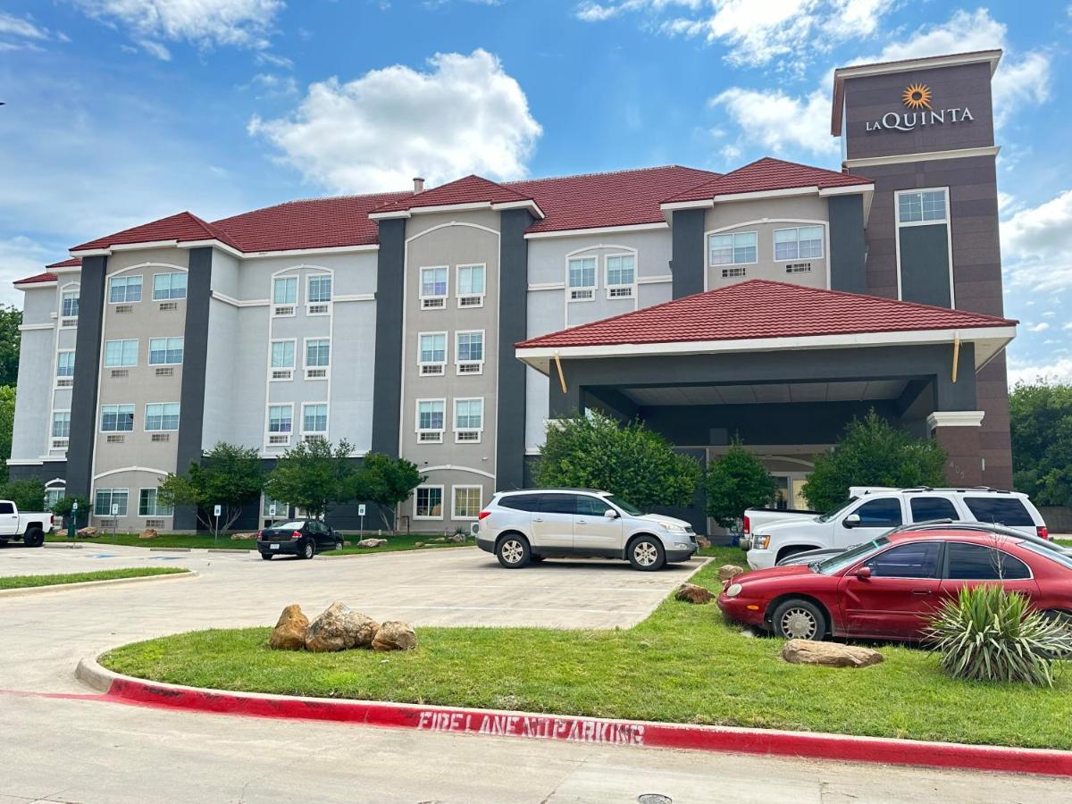 La Quinta By Wyndham Decatur Hotel Exterior foto